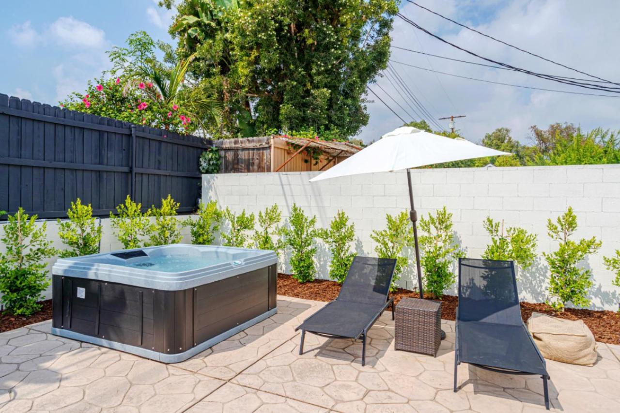 Hébergement de vacances Elegant Guest Unit Universal Sleeps 6 Hot Tub *