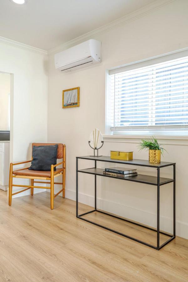 Elegant Guest Unit Universal Sleeps 6 Hot Tub Hébergement de vacances *