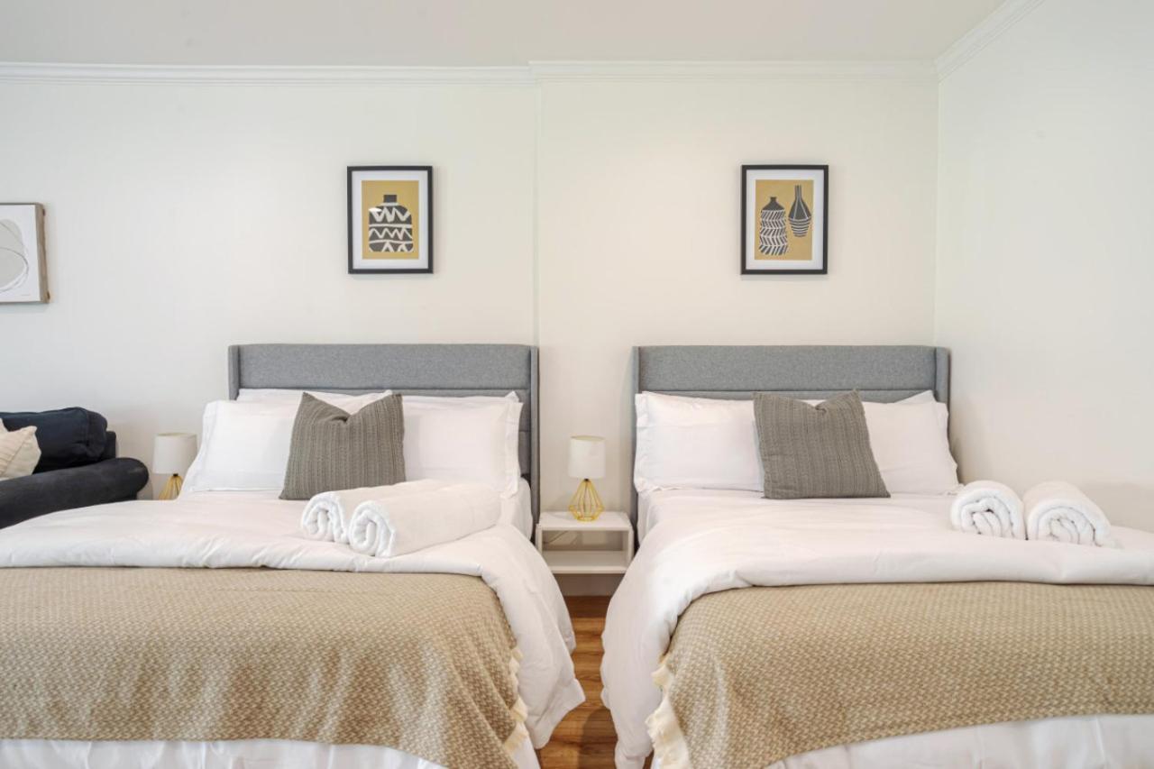 Hébergement de vacances Elegant Guest Unit Universal Sleeps 6 Hot Tub Los Angeles